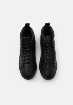 Pier One Authentique 100% UNISEX – Baskets Montantes Sneakers Rond -Fashion Zone Soldes 5ade88f85c3b4089a5a2a237ccb744ef