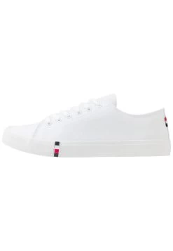 Prix Dégriffé Pier One UNISEX – Baskets Basses Baskets & Sneakers Rond -Fashion Zone Soldes 5bbc0ab381634154a423ae84a3e770c2 3