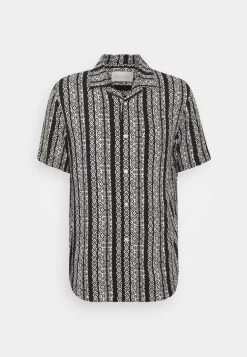 Pier One Chemise 50% Off De Vente Chemises Col Revers Homme -Fashion Zone Soldes 5cfdb6742ba147cfb0491515e897b613