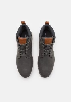 Pier One Baskets Montantes Discount En Ligne Baskets & Sneakers Rond Homme -Fashion Zone Soldes 5d54a14fce3142fca06300724bbddad9