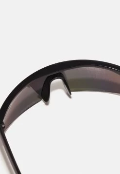 Pier One Prix Refroidis PRIDE UNISEX – Lunettes De Soleil Monoverre -Fashion Zone Soldes 636ca0c9522b4a2981873359593e3af7