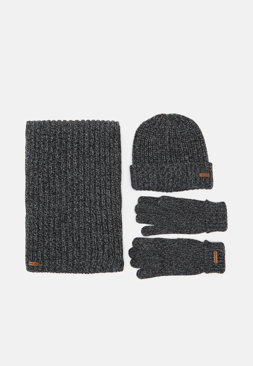 Pier One 50% Off De Vente SET – Écharpe Casquettes, Bonnets Et Chapeaux Chiné Homme 3 Pier One 50% Off De Vente SET – Écharpe Casquettes, Bonnets Et Chapeaux Chiné Homme