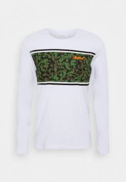 Pier One T-shirt à Manches Longues Prix Imbattable T-shirts Col Rond Homme -Fashion Zone Soldes 640a2cc7e10c4302a01c592cb5e97de7 1