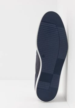 Pier One Assurance De L’Authenticité LEATHER – Chaussures à Lacets Derbies Et Richelieus Rond Homme -Fashion Zone Soldes 64d9e5dca7c3413b89d3d853220b5e35