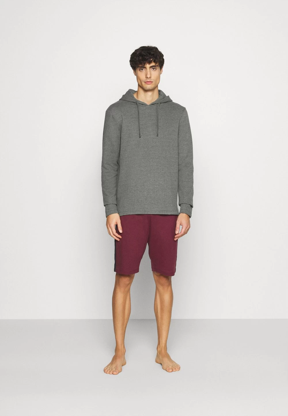 50% Off De Vente Pier One LOUNGE SWEATSHIRT – Haut De Pyjama Pyjamas Capuche Homme 4 50% Off De Vente Pier One LOUNGE SWEATSHIRT – Haut De Pyjama Pyjamas Capuche Homme – Image 2