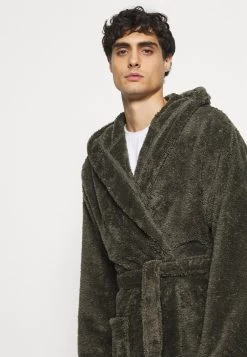 Pier One Peignoir Prix Compétitif Sous-vêtements & Chaussettes Capuche Homme -Fashion Zone Soldes 65ea8ffbdd2149b7890e34f2b0655607