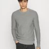 Pier One Pullover Vendre Pulls Et Gilets Col Rond Homme -Fashion Zone Soldes 6ac704da1b524a54a8fadc369fafe79e