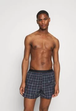 Prix D’Amis Pier One 3 PACK – Caleçon Sous-vêtements Normale Homme -Fashion Zone Soldes 6d11fde4bcd740ecadeea5236dba6b43