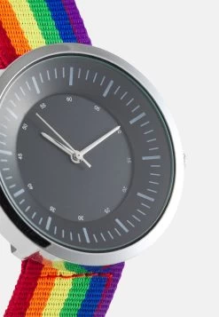 Pier One Marchandise De Première Qualité PRIDE SET UNISEX – Montre Montres Et Bijoux Boucle Ardillon -Fashion Zone Soldes 6d5e40af39c4403cb46a930a5e364345