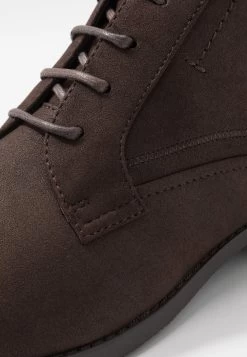 Prix Cassé Pier One Derbies Derbies Et Richelieus Rond Homme -Fashion Zone Soldes 7032c32a07d04908a4d5629b790f0747