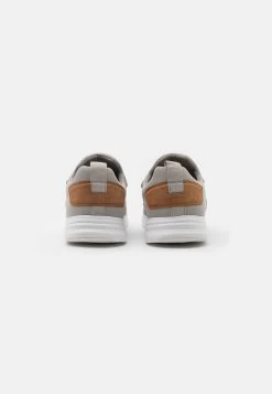 Marchandise De Première Qualité Pier One Baskets Basses Sneakers Rond Homme -Fashion Zone Soldes 70ca918c90ca43eca0c29a4b01e908ce