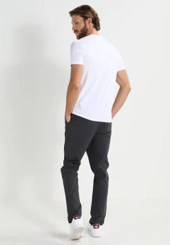 Pier One 2 PACK – T-shirt Basique Prix Bradés T-shirts Col Rond Homme -Fashion Zone Soldes 713a3334180c436b91794219a10b6498