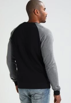 Pier One Produit De Première Qualité Sweatshirt Sweats & Hoodies Col Rond Homme -Fashion Zone Soldes 7186947d9485429e9ee44f5df66c6210
