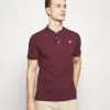 Pier One Prix Imbattable Polo T-shirts & Polos Col Tunisien Homme 2 Pier One Prix Imbattable Polo T-shirts & Polos Col Tunisien Homme -Fashion Zone Soldes 75508e0b0684431f8a69aa992d337b3f