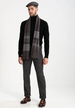 Pier One Pullover En Remise Pulls Et Gilets Col Roulé Homme 19 Pier One Pullover En Remise Pulls Et Gilets Col Roulé Homme -Fashion Zone Soldes 766af7f5e62f488ba868402d65a4fc39