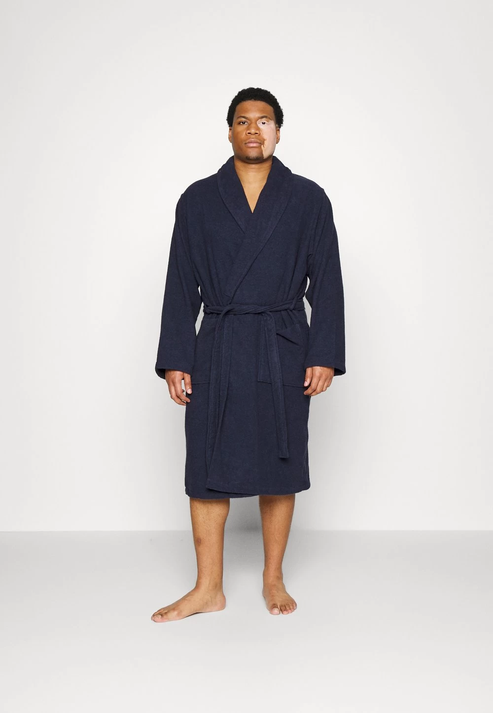 Pier One Peignoir Prix Distinctifs Sous-vêtements & Chaussettes Col Châle Homme 4 Pier One Peignoir Prix Distinctifs Sous-vêtements & Chaussettes Col Châle Homme – Image 2