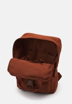 Bas Prix Pier One UNISEX – Sac à Dos Sacs Compartiment Pour Pc Portable 11 Bas Prix Pier One UNISEX – Sac à Dos Sacs Compartiment Pour Pc Portable -Fashion Zone Soldes 7ada7458fff044b3b32bd075858d9157