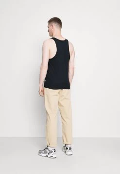 En Remise Pier One Débardeur T-shirts Col Rond Homme 11 En Remise Pier One Débardeur T-shirts Col Rond Homme -Fashion Zone Soldes 7addba5789c34fdaaf1c808ba9f77756