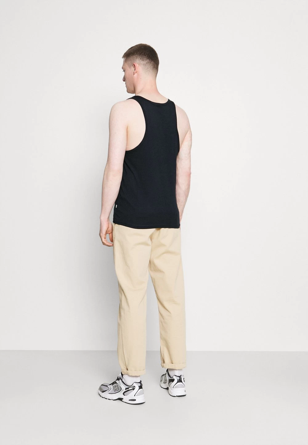 En Remise Pier One Débardeur T-shirts Col Rond Homme 5 En Remise Pier One Débardeur T-shirts Col Rond Homme – Image 3