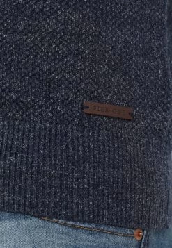 Pier One Prix Réduit Gilet Pulls Et Gilets Col En V Profond Homme -Fashion Zone Soldes 7b5558e50bdb464788d66cfa2f82c5a8