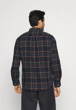 Pier One TARTAN SHIRT – Chemise Faible Prix Chemises Col Kent Homme -Fashion Zone Soldes 7cc4ad9d696d49ba9eabedaf989a64c8