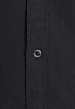 Pier One Réduction Chemise Chemises Col Kent Homme -Fashion Zone Soldes 7e8b38e882804a859a31d92270428e2a