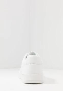 Prix Cassé Pier One Baskets Basses Baskets & Sneakers Rond Homme -Fashion Zone Soldes 7fde0da0797a4179bfb357dfa30a3d3b