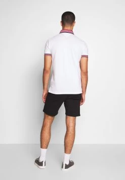 Bonne Qualité Pier One Short Shorts Normale Homme -Fashion Zone Soldes 84b75b70792049e9838107ff60bedd63