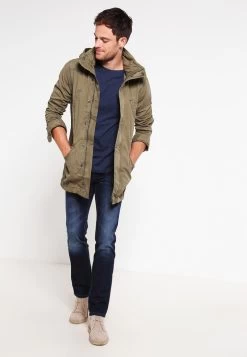 Pier One Prix Incroyables T-shirt Basique T-shirts Col Rond Homme -Fashion Zone Soldes 84e618d46ade423d9f766c642c33c36c