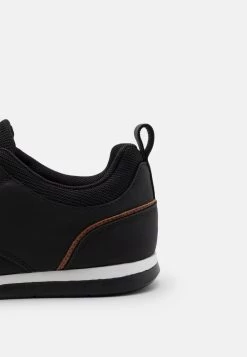 Qualité Excellente Pier One Chaussures à Lacets Derbies, Richelieus & Chaussures Bateau Rond Homme -Fashion Zone Soldes 858bd65d03fe4c30a2dcd7ff46fd89a5