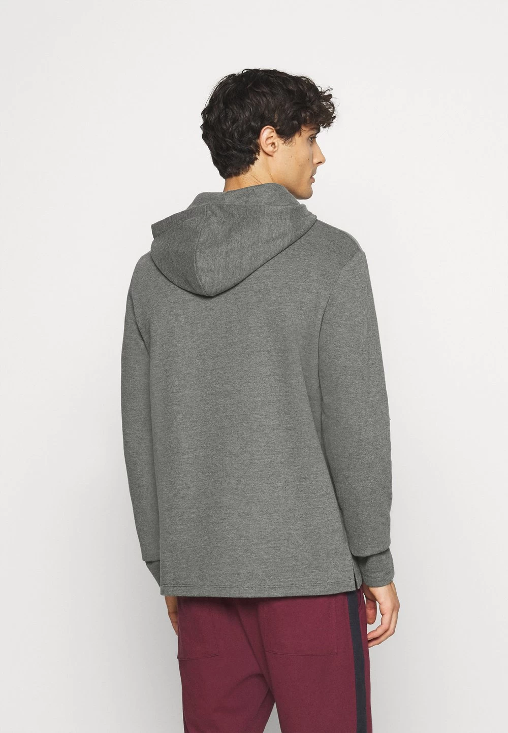 50% Off De Vente Pier One LOUNGE SWEATSHIRT – Haut De Pyjama Pyjamas Capuche Homme 5 50% Off De Vente Pier One LOUNGE SWEATSHIRT – Haut De Pyjama Pyjamas Capuche Homme – Image 3