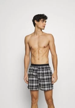 Pier One 3 PACK – Caleçon Qualité Garantie 100% Sous-vêtements & Chaussettes Normale Homme -Fashion Zone Soldes 874b8ccd623d4a7e81f8d9ffa6d5557c