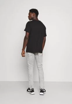 Pier One Jean Slim Réduction Jeans Normale Homme -Fashion Zone Soldes 8825d3f65ebe4e6b84e56c32b70e1881