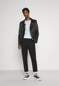 Prix Discount Pier One T-shirt Imprimé T-shirts Col Rond Homme 14 Prix Discount Pier One T-shirt Imprimé T-shirts Col Rond Homme -Fashion Zone Soldes 886ab9bbb8b249f882648f6eb591ef50