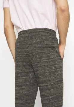 Qualité Excellente Pier One Pantalon De Survêtement Pantalons Normale Homme -Fashion Zone Soldes 8b1771928d614c8b8ad3692a5856abc1