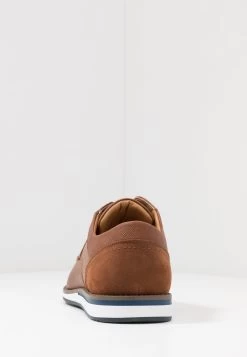 Meilleure Qualité Pier One Chaussures à Lacets Derbies, Richelieus & Chaussures Bateau Rond Homme -Fashion Zone Soldes 90e0d7d45d1e43248dbd7971b34511a6