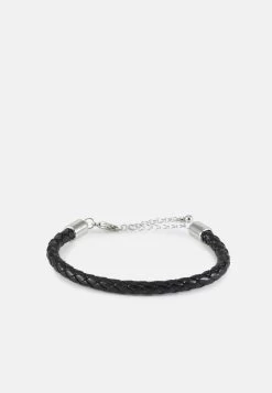 Prix Abordable Pier One SET – Montre Montres Et Bijoux Boucle Ardillon Homme -Fashion Zone Soldes 913651725b2d4cf3ba12f9b28973a711