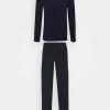 Pier One Rabais Pyjama Pyjamas Normale Homme -Fashion Zone Soldes 915a4e2e34aa49438a1d16a8dd37a641