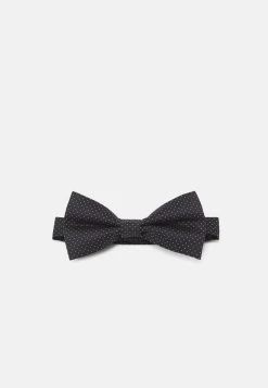 Pier One Meilleur Prix Garanti Noeud Papillon Cravates Et Accessoires De Costume à Pois Homme -Fashion Zone Soldes 92aa6b5b83214fe18d36d6686bf17167 1