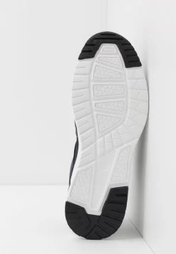 Pier One Baskets Basses Assurance De L’Authenticité Sneakers Rond Homme -Fashion Zone Soldes 95f144b5e09a4820a52ecdcee9154adc