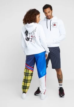 Pier One UNISEX – Sweat à Capuche Prix Exclusifs Sweats & Hoodies 9 Pier One UNISEX – Sweat à Capuche Prix Exclusifs Sweats & Hoodies -Fashion Zone Soldes 96298a49dae14877b85e9456e335fd76
