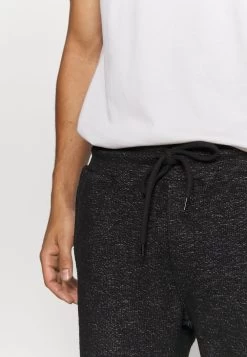 Pier One Prix Aimable Short Shorts & Bermudas Normale Homme -Fashion Zone Soldes 9669b66e874744c1ba451014337cf24a