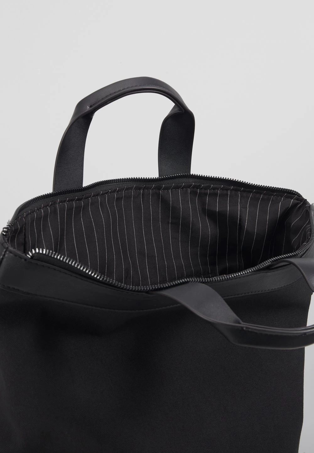 Prix Équitable Pier One UNISEX – Sac à Dos Sacs Compartiment Pour Téléphone Portable 7 Prix Équitable Pier One UNISEX – Sac à Dos Sacs Compartiment Pour Téléphone Portable – Image 5