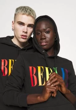 Pier One PRIDE – Sweat à Capuche Prix Sympa Pulls Et Gilets Homme -Fashion Zone Soldes 9884ff0591e14f7791dce29415f1567d