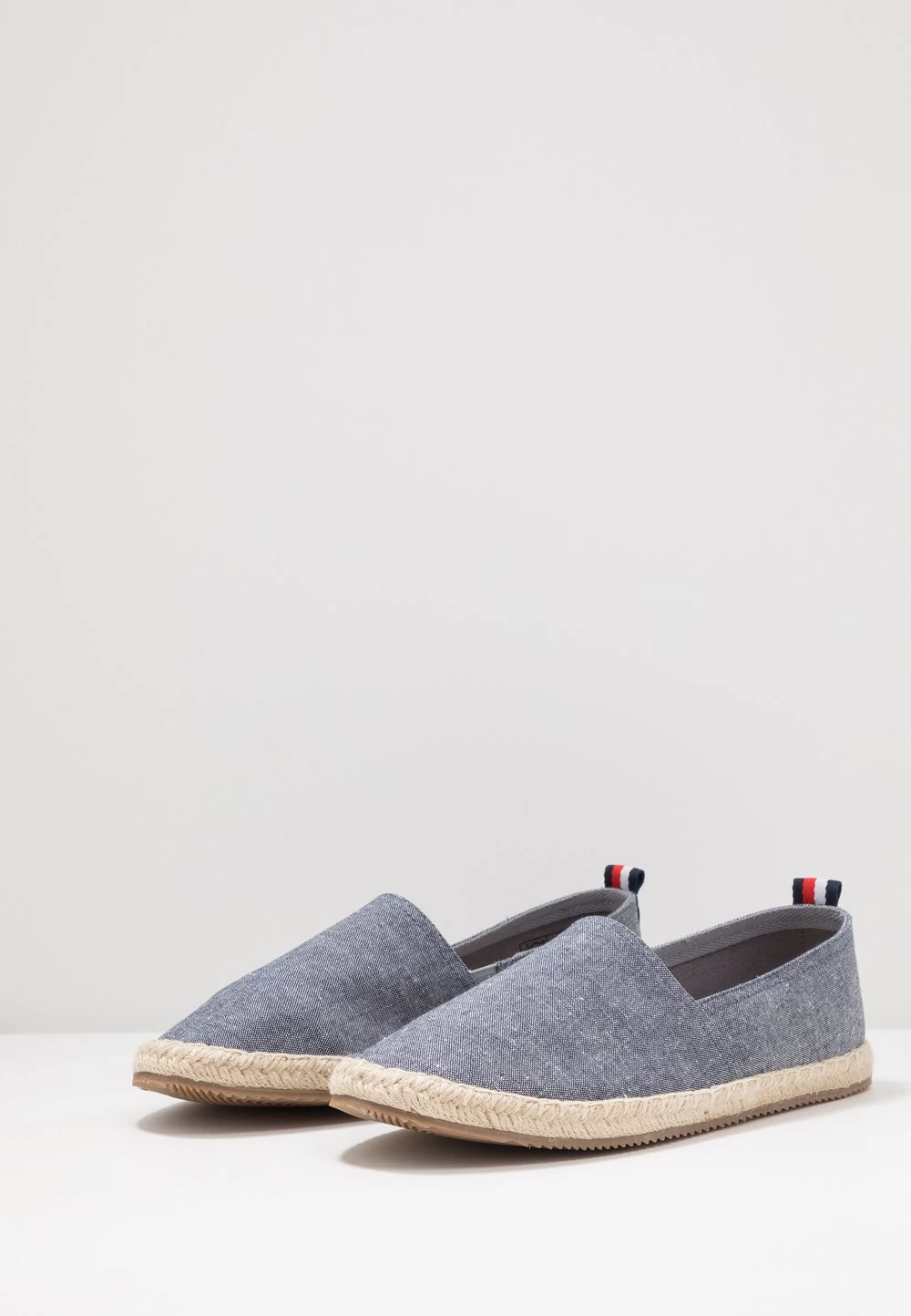 Pier One 50% Off De Vente UNISEX – Espadrilles Chaussures Basses Rond 5 Pier One 50% Off De Vente UNISEX – Espadrilles Chaussures Basses Rond – Image 3
