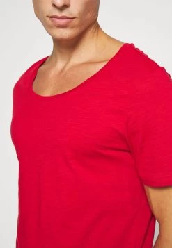 Pier One T-shirt Basique Prix Favorable T-shirts Encolure Large Ronde Homme -Fashion Zone Soldes 9c9a8ad5a9224145a3da3b481645f2fe