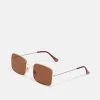 Pier One UNISEX – Lunettes De Soleil Prix Bradés Rectangulaire 1 Pier One UNISEX – Lunettes De Soleil Prix Bradés Rectangulaire -Fashion Zone Soldes 9f1db3024b914f749c9ae4d06be3485c