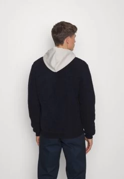 Prix Dégriffé Pier One Veste Polaire Pulls & Gilets Col Montant Homme -Fashion Zone Soldes 9f93944192614dea9ad46d7a41d70762