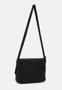 Pier One Sac Bandoulière Garantie De Qualité 100% Sacs Compartiment Pour Pc Portable Homme -Fashion Zone Soldes a2fb7a96a96a48a49d9f63a3cdfcfeb8