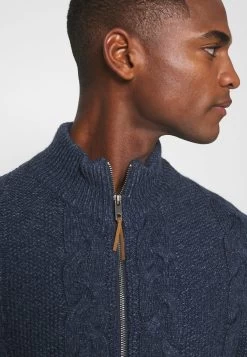 Prix Affortable Pier One Gilet Pulls Et Gilets Col Montant Homme -Fashion Zone Soldes a38997ba40a1434f804f5e411b353d5d